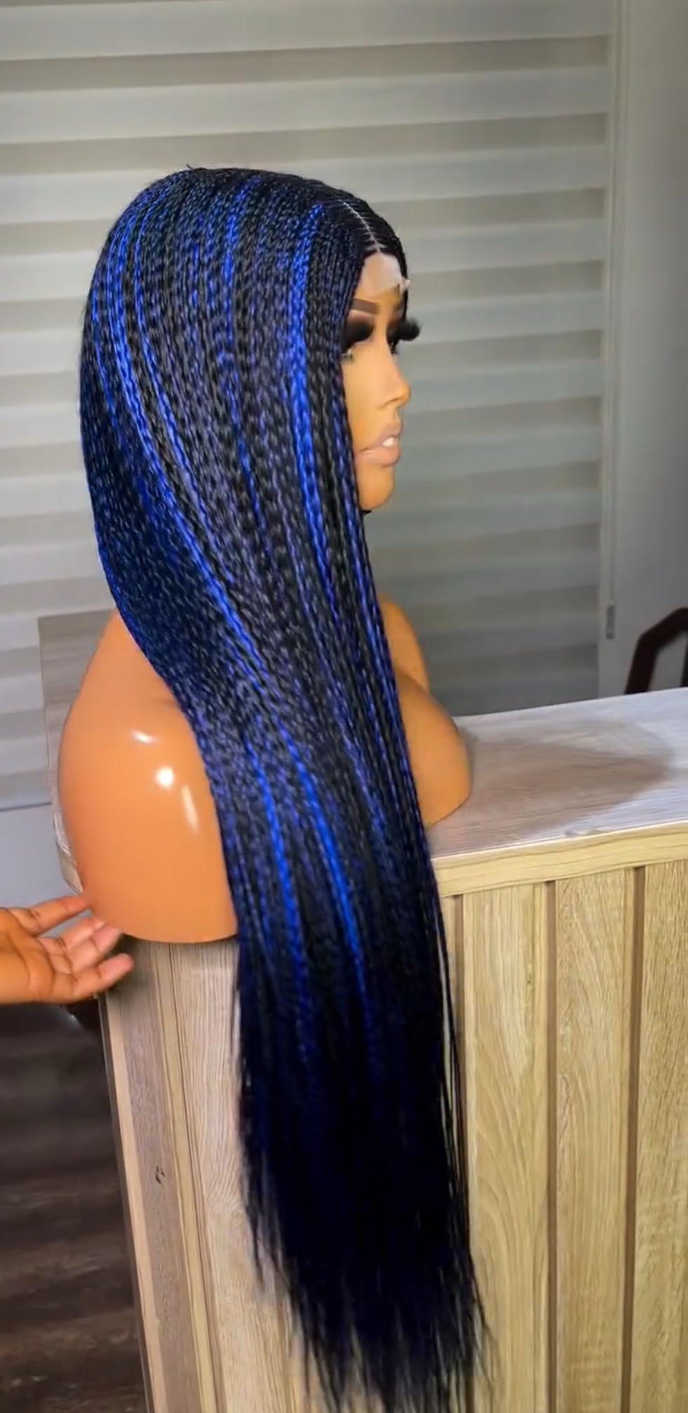 Easter sales 🛍️🛍️ Hand-Braided Micro-Knotless Lace Front Unit – Available in All Colors (Burgundy, Blonde, Blue Mix, and Espresso) - Image 4